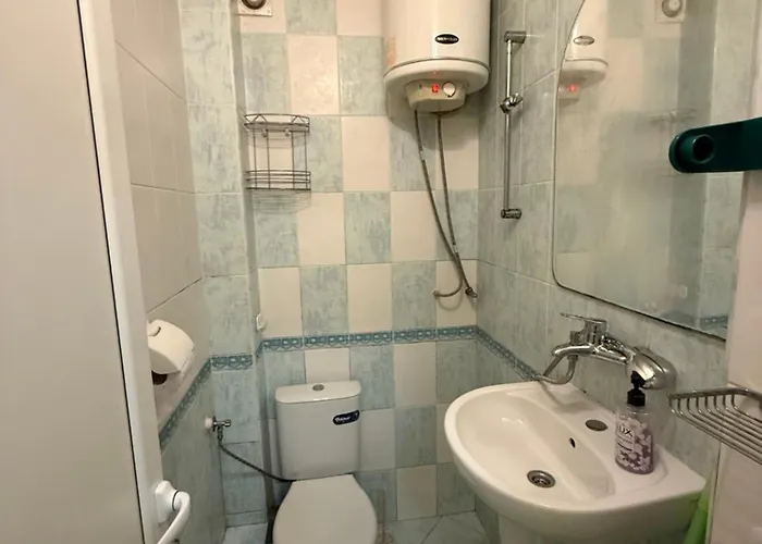 Apparent On The Main Street